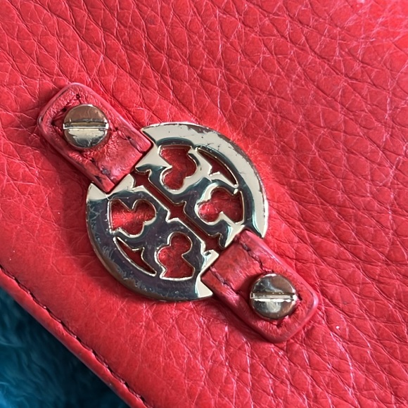Orange/Salmon colored leather Tory Burch small wallet - Picture 5 of 11